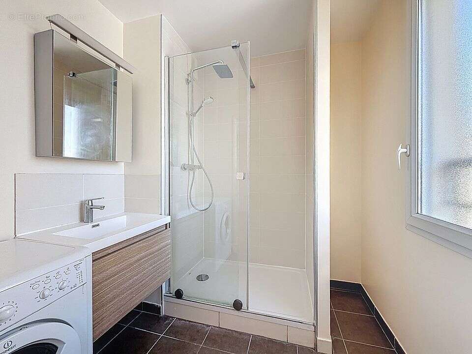 Appartement à MONTIGNY-LE-BRETONNEUX