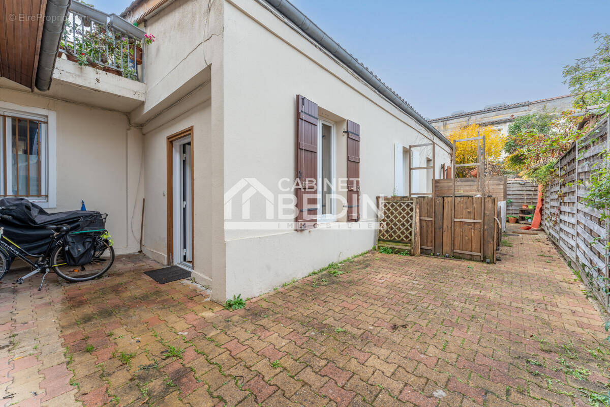 Appartement à BORDEAUX