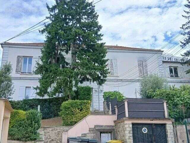 Appartement à VILLENEUVE-SAINT-GEORGES