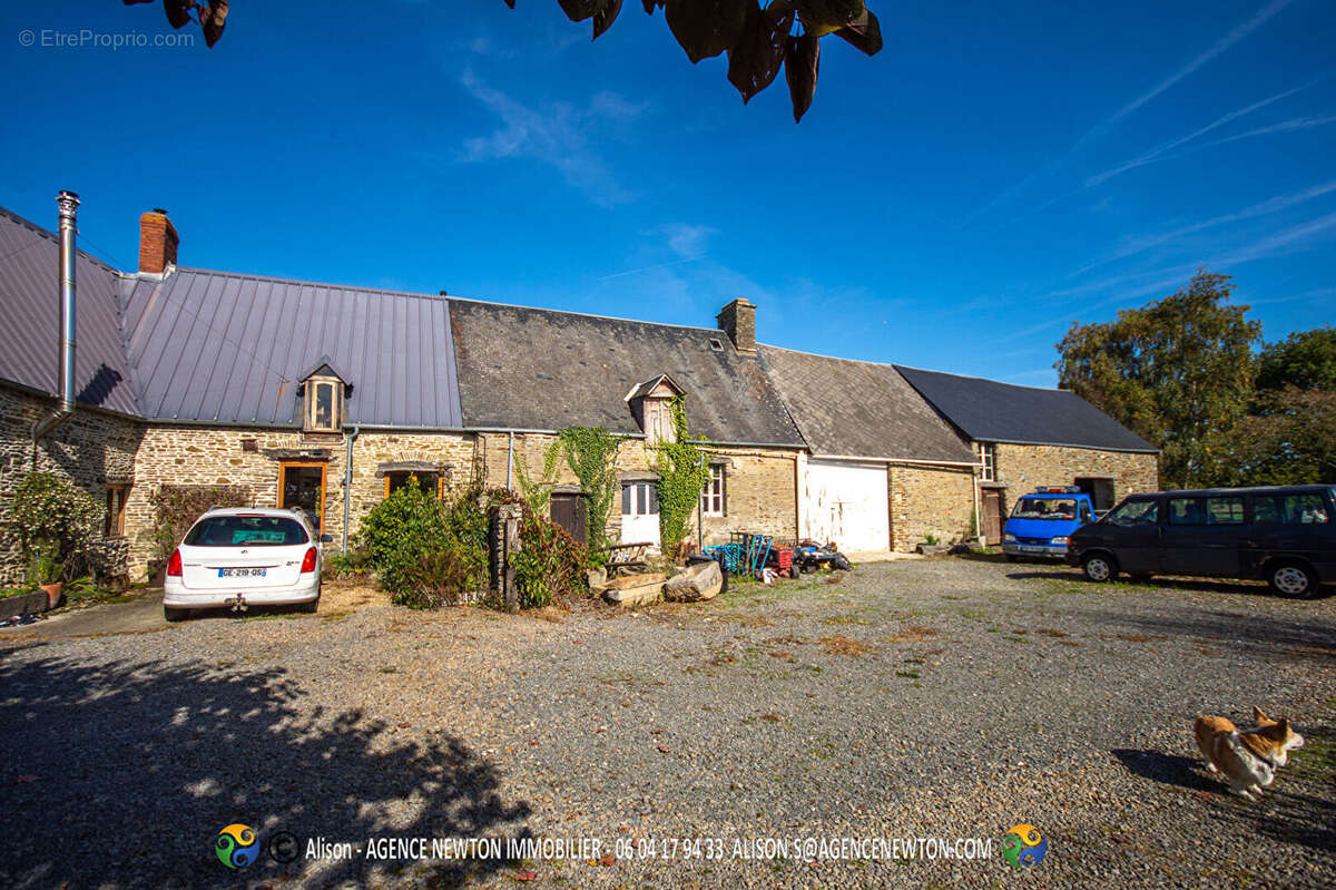 LA MANCHE, NORMANDIE, ARDEVON. 2 maisons, dépendances, terrain. - photo 4
