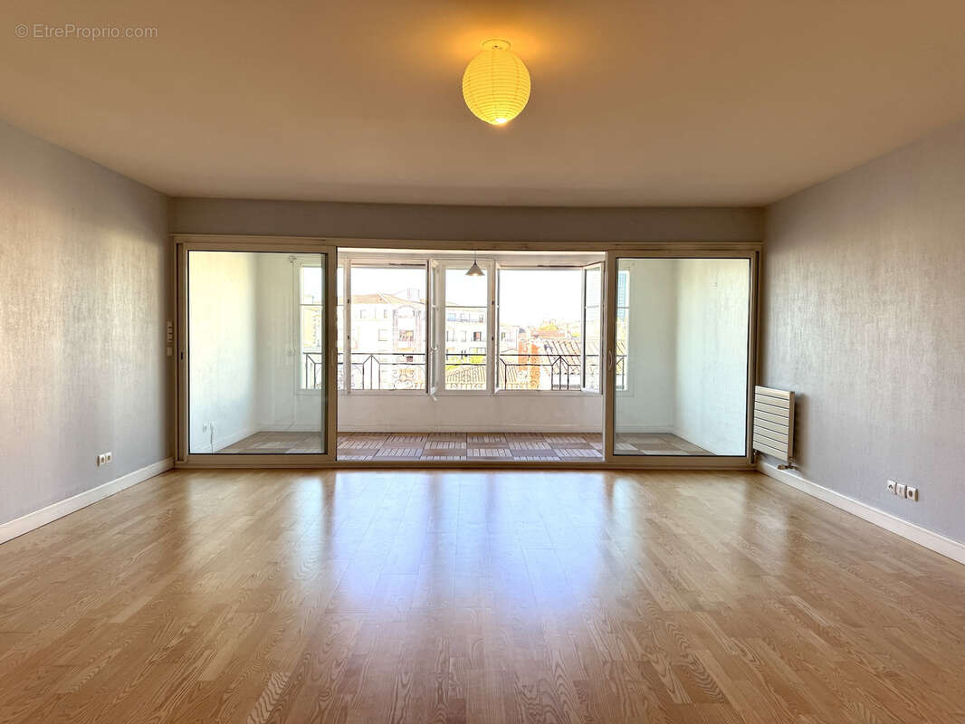 Appartement à BORDEAUX