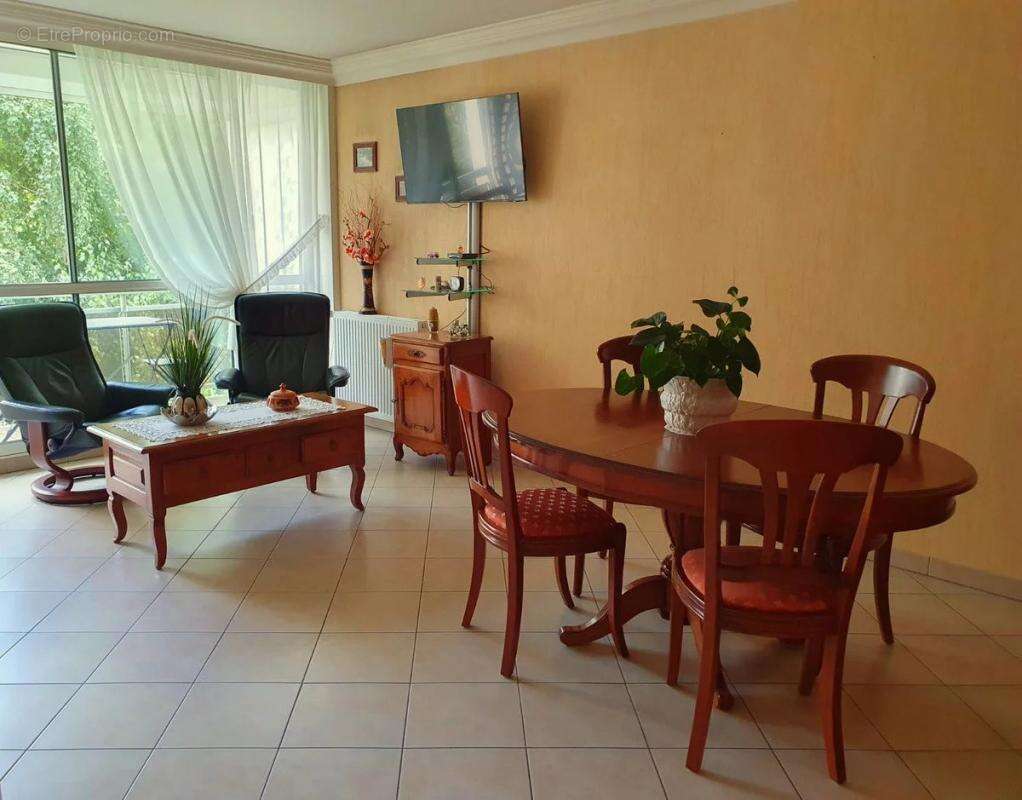 Appartement à LE MEE-SUR-SEINE