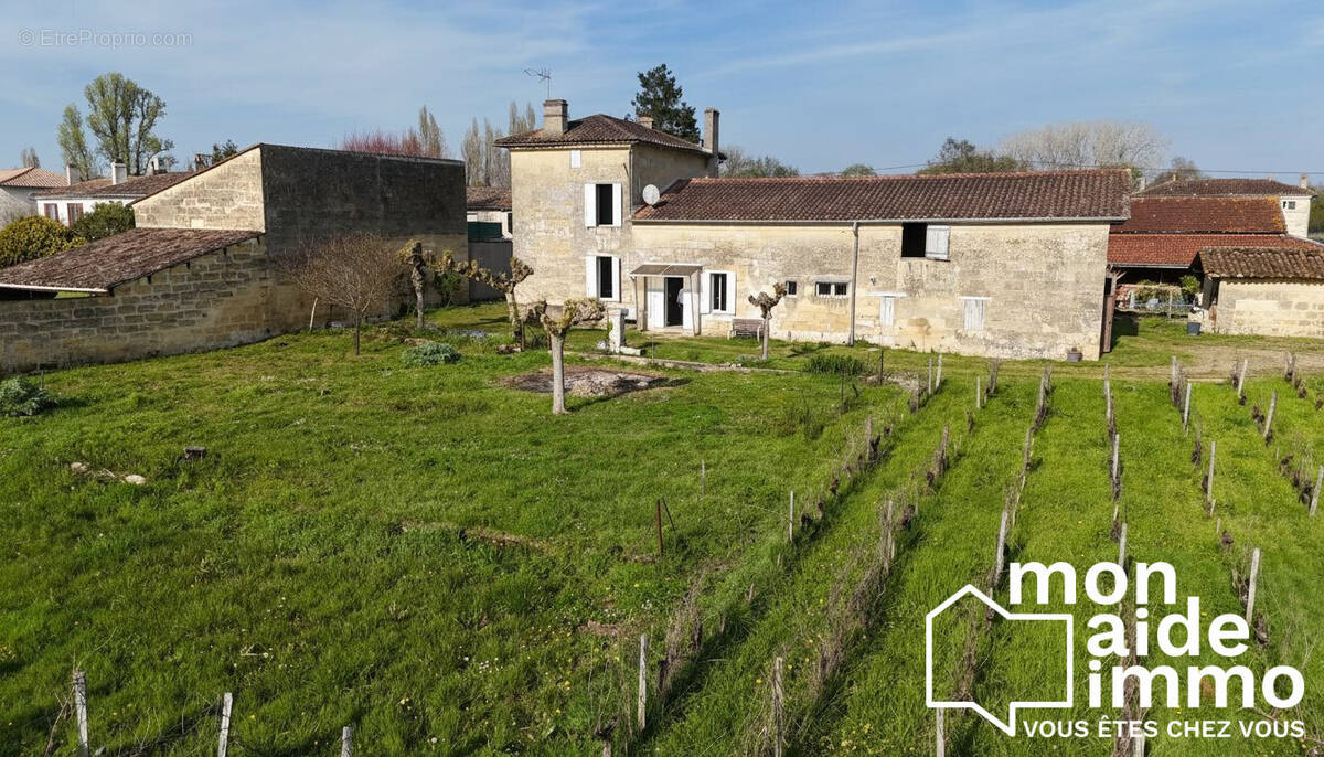 Maison à BRANNE
