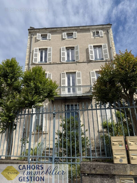 Appartement à CAHORS