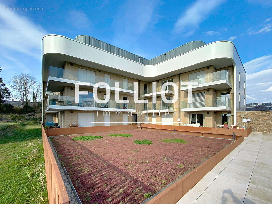Appartement T1 Bis  grand standing à vendre à Granville - photo 12