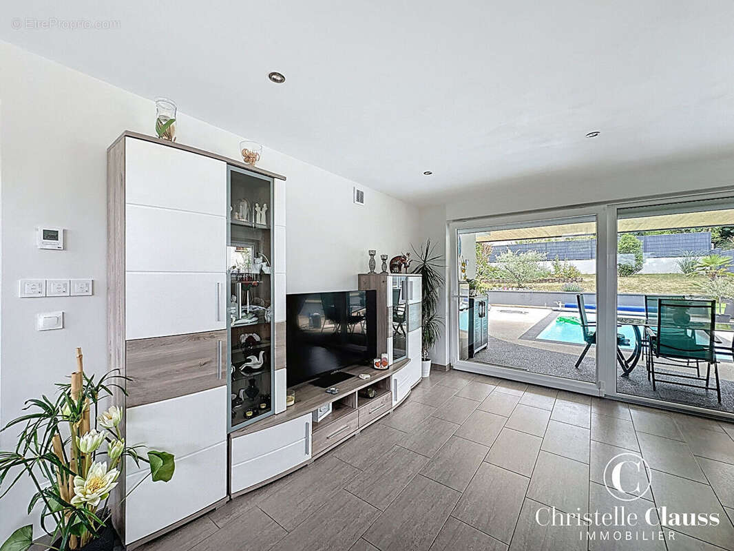 Maison à WESTHOUSE-MARMOUTIER