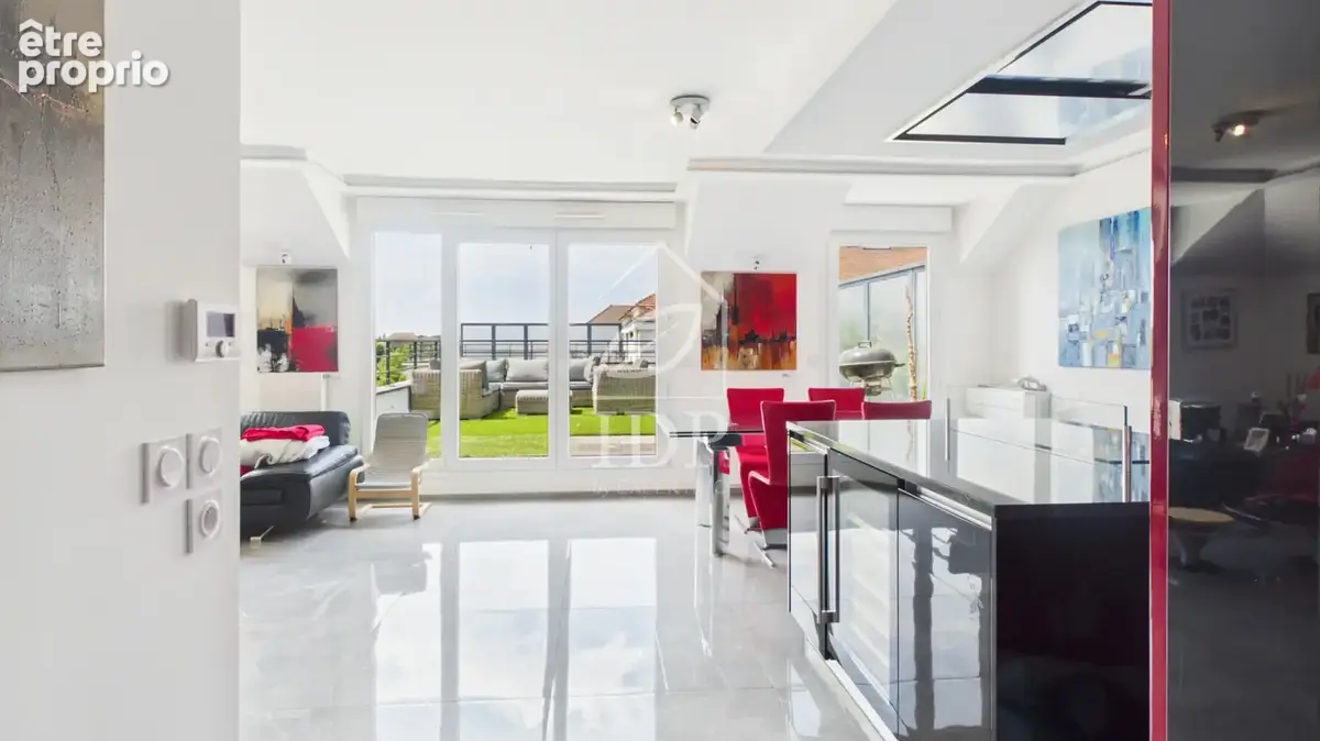 Grand T4 avec terrasse de 32 m2 et balcon   2 parkings en sous-sol - photo 8