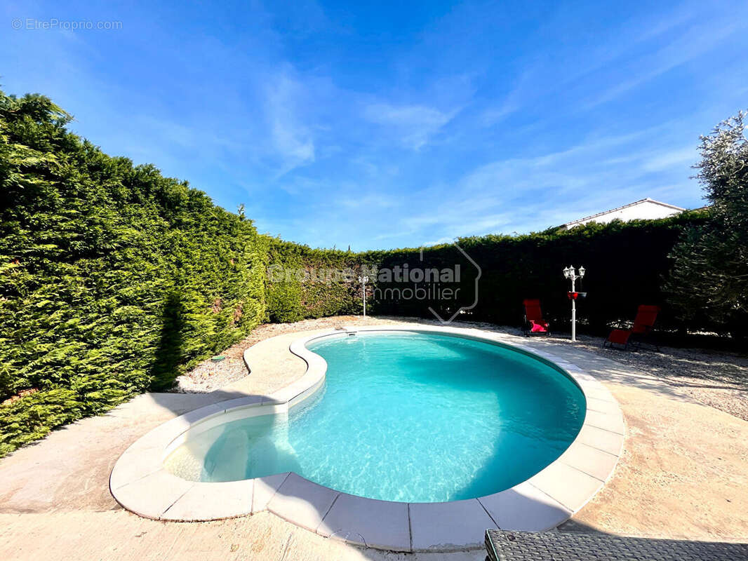 Maison 4 chambres + piscine & garage - photo 6