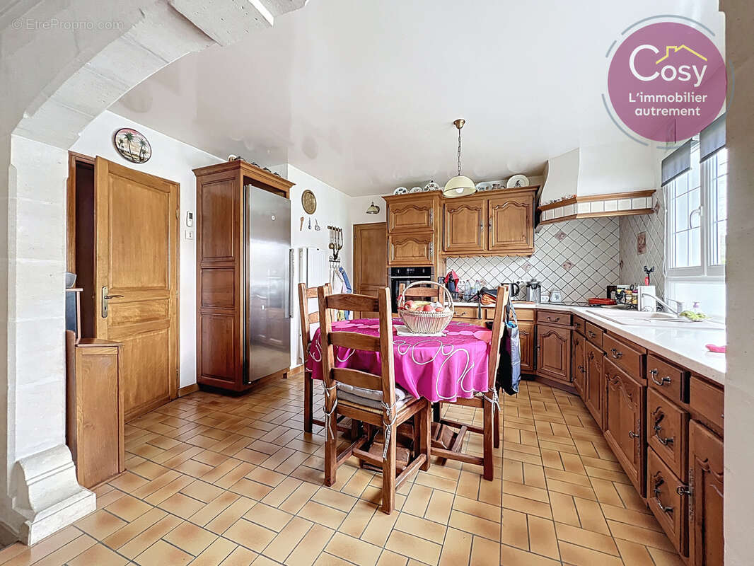 Maison à VIC-SUR-AISNE