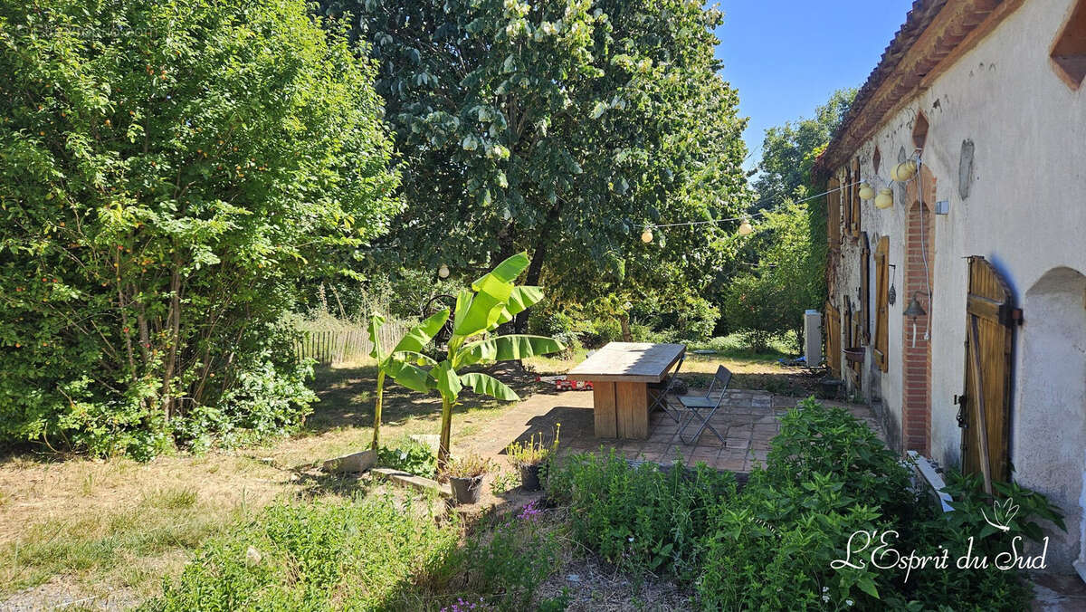 Maison à PARISOT