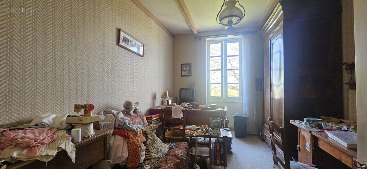 Maison à vendre de 7 pièces de 257 m2  edit - photo 16