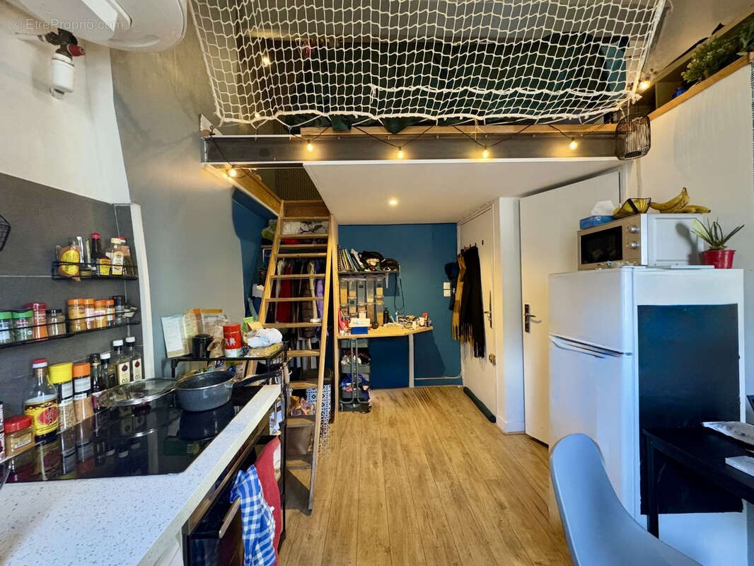 Appartement à MARSEILLE-6E