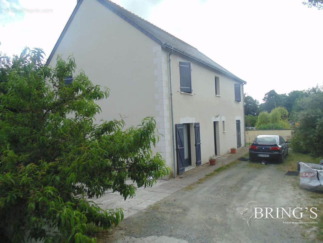 Maison à AZAY-SUR-CHER