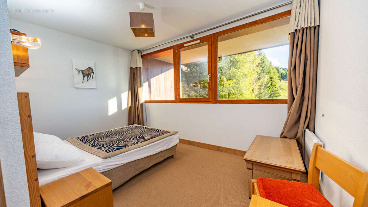 Appartement à LES CHAPELLES