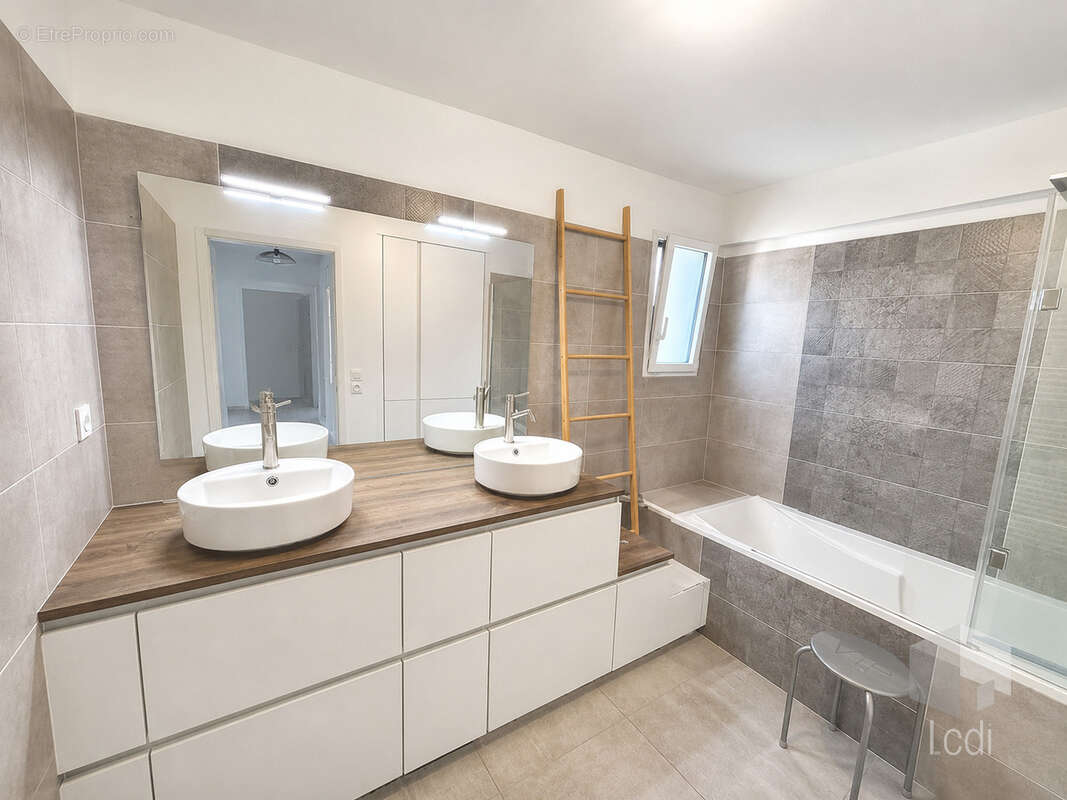 MONTELIMAR, appartement rez de jardin de 92 m2 - photo 11