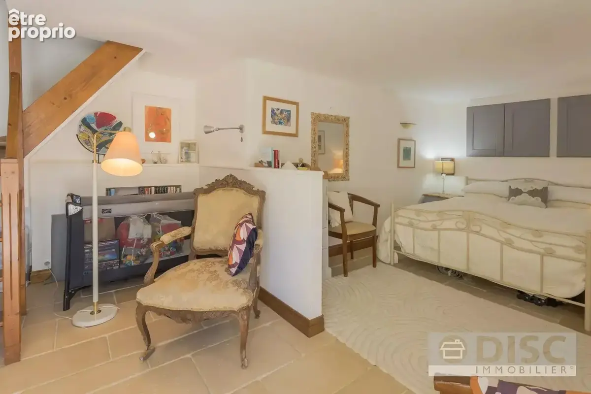 Propriété de charme avec piscine, jacuzzi et 7 hectares dans un environnement préservé - photo 17