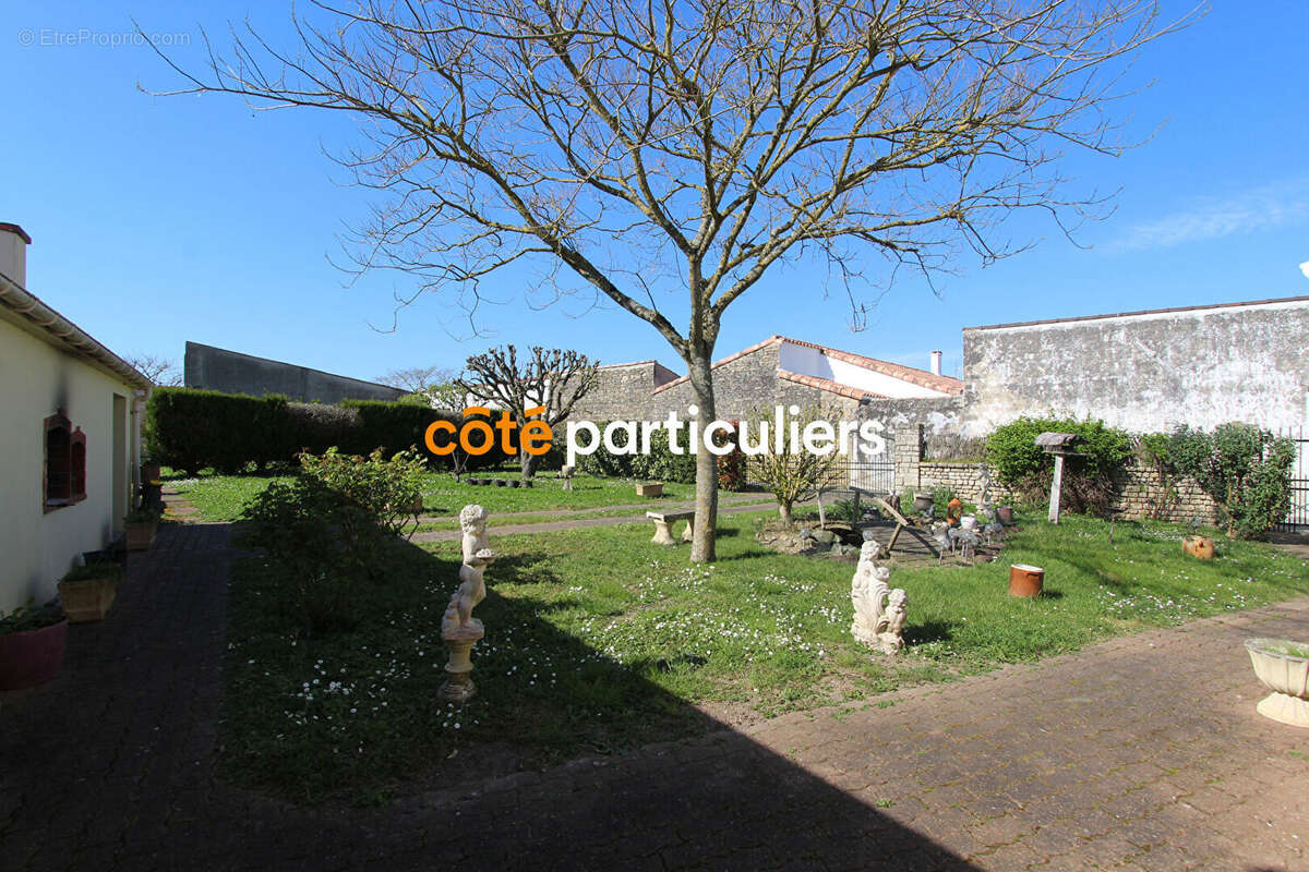 Maison Saint-Michel-en-l'Herm 4 chambres 135 m2 - photo 18