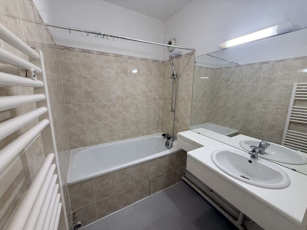 Appartement à SAINT-MARTIN-DE-SEIGNANX