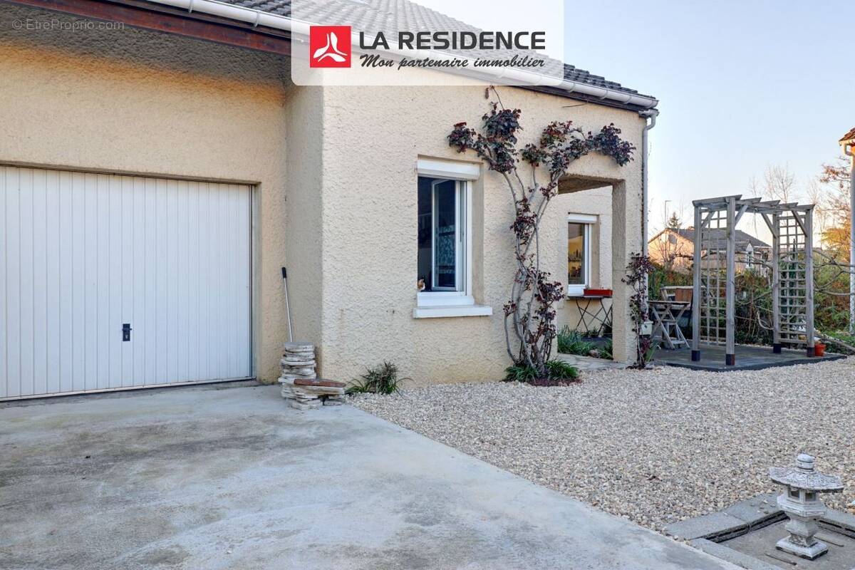 Maison à ANET