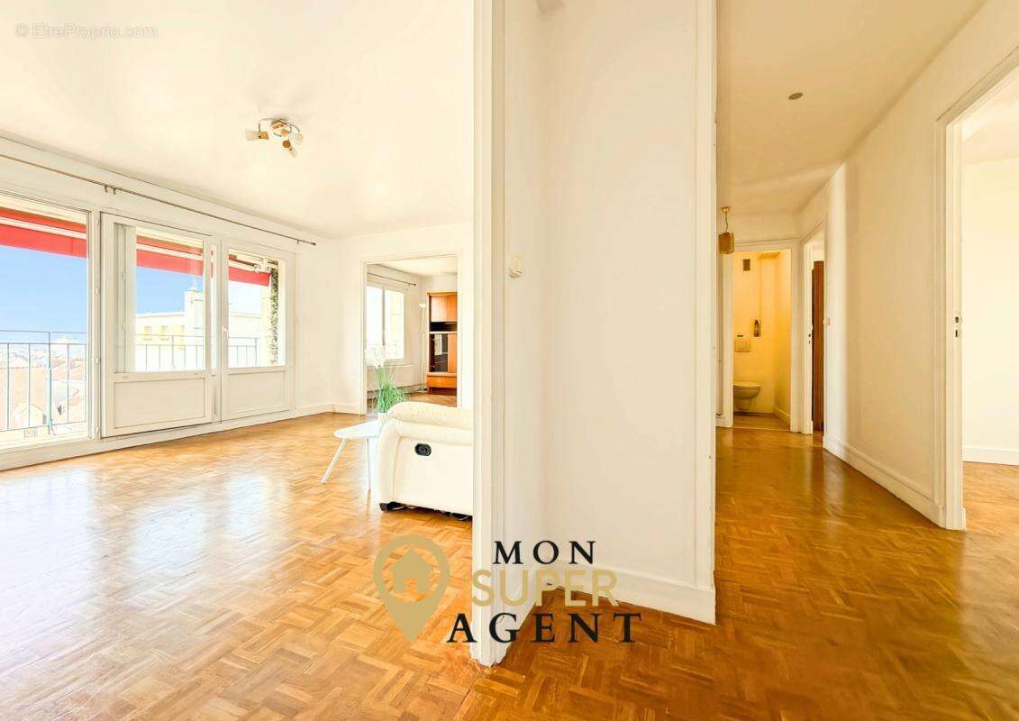 Appartement à MELUN