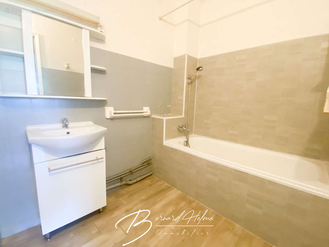 Appartement à MARSEILLE-9E