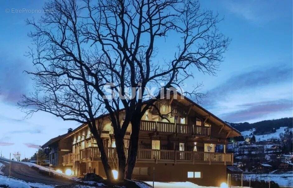 Maison à DEMI-QUARTIER