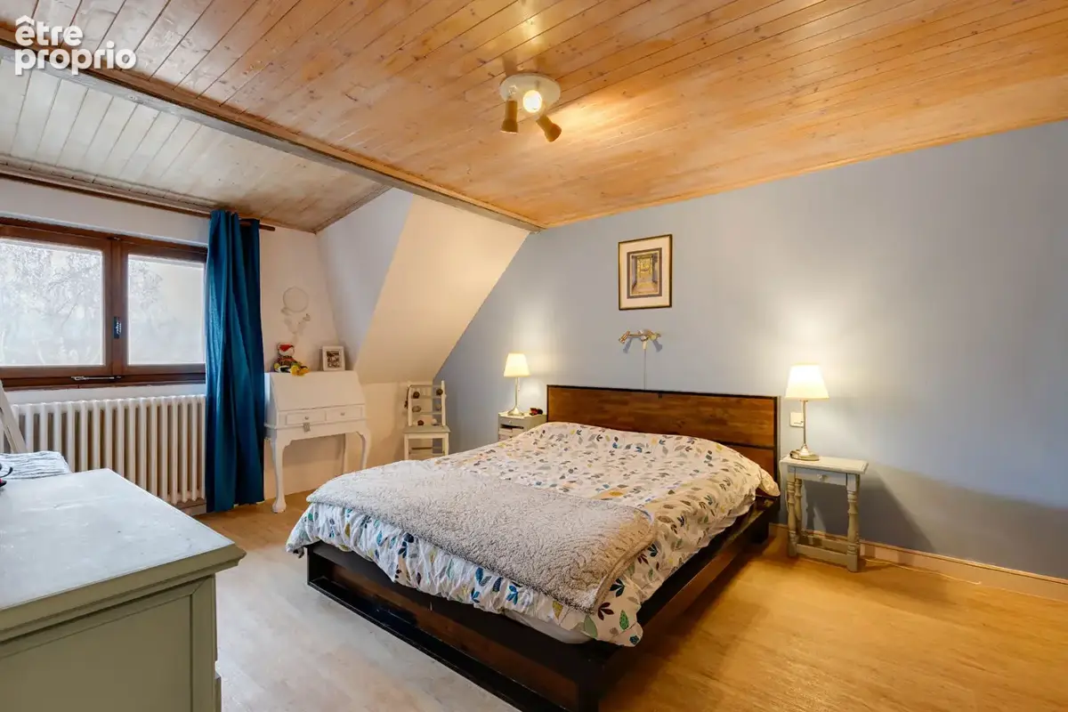 Maison T5 de 194 m² avec vue sur la montagne - photo 9