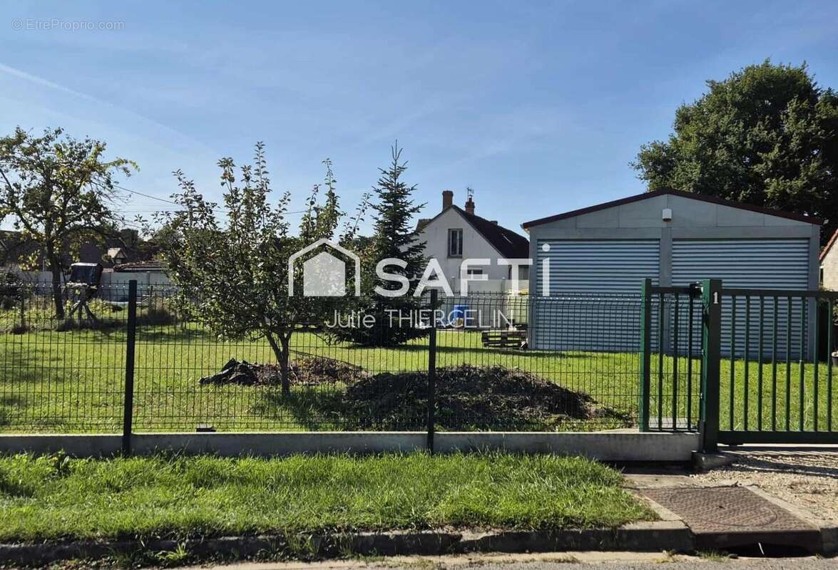 Photo 4 - Terrain à BOISCOMMUN