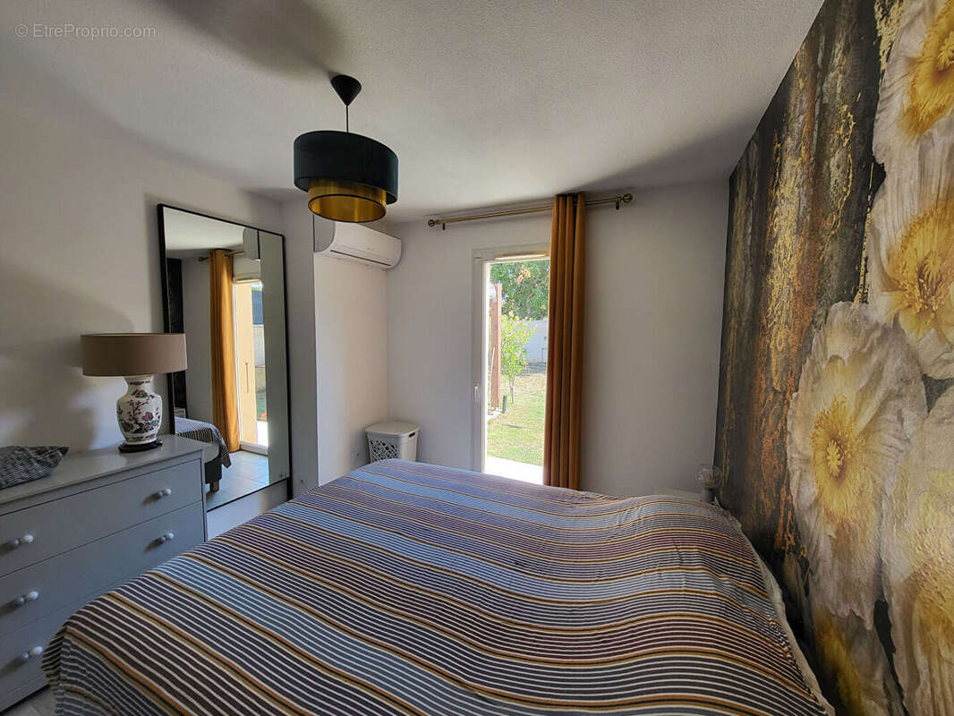 Maison à MORIERES-LES-AVIGNON