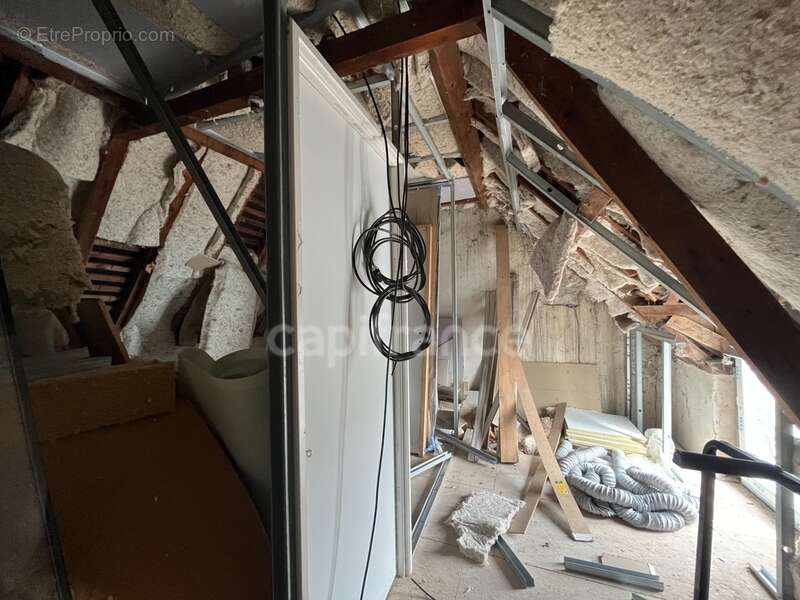 Maison à LAMARQUE-PONTACQ