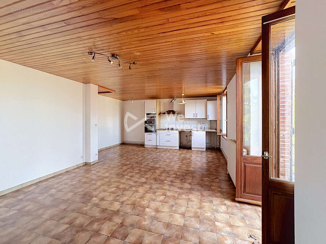 Maison 159 m² à Combronde  - photo 2