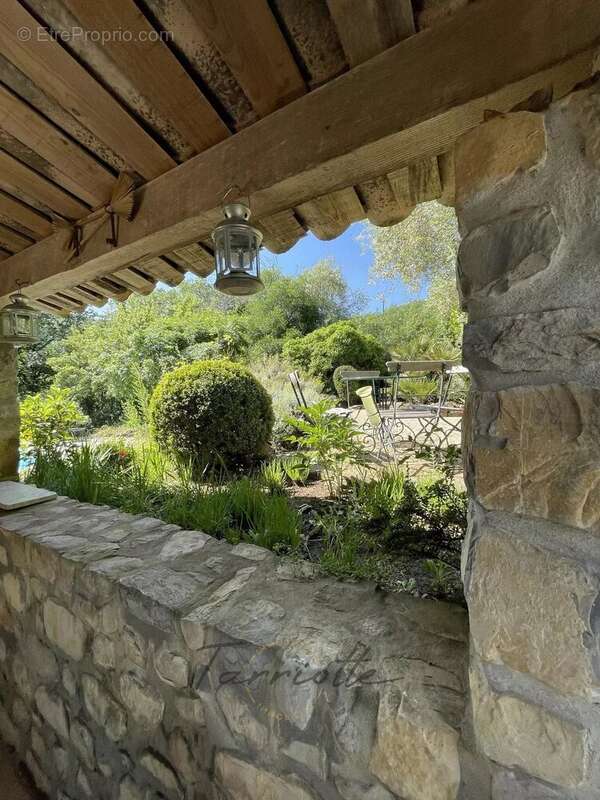 Maison à VALVIGNERES