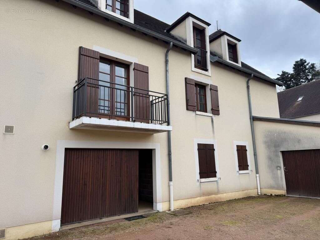 Appartement à SAINT-AMAND-MONTROND