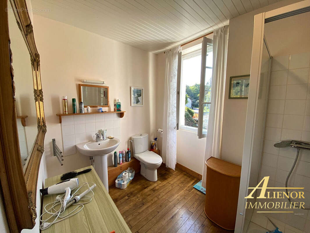 Maison à SAVIGNAC-DE-NONTRON