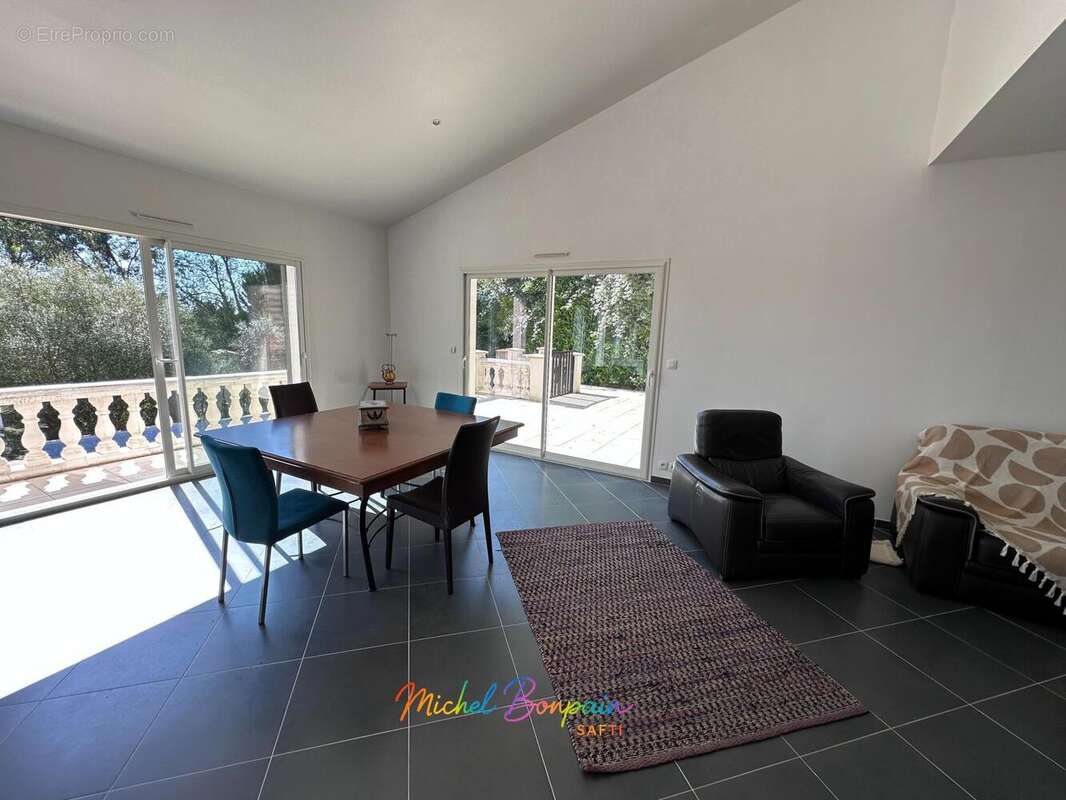 Photo 5 - Maison à ARVEYRES