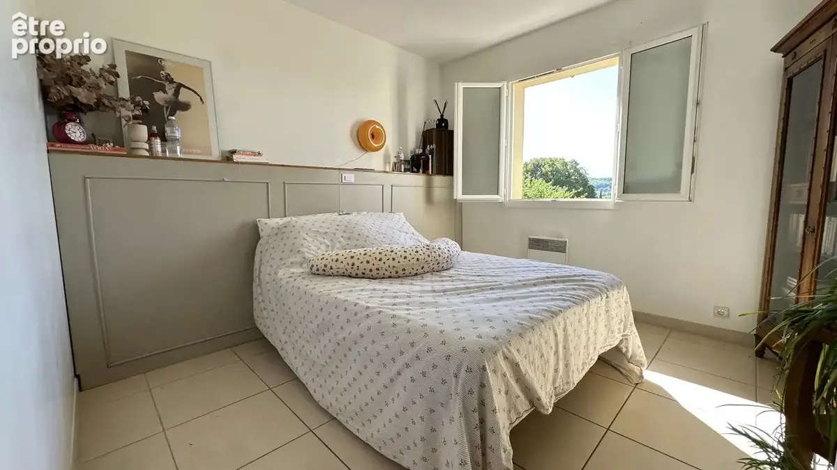 Maison mitoyenne T4 avec jardin, terrasse, garage et deux stationnements privatifs - photo 10