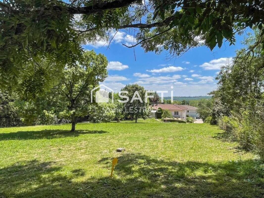 Photo 1 - Terrain à GARIDECH