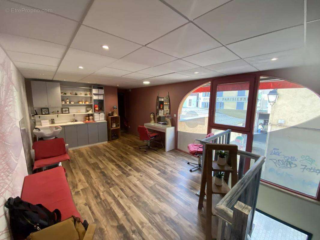 Commerce à BRIANCON