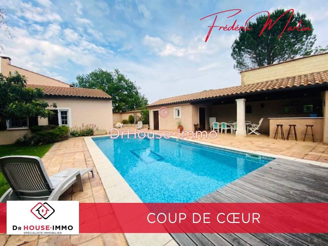 Maison à MONTAREN-ET-SAINT-MEDIERS