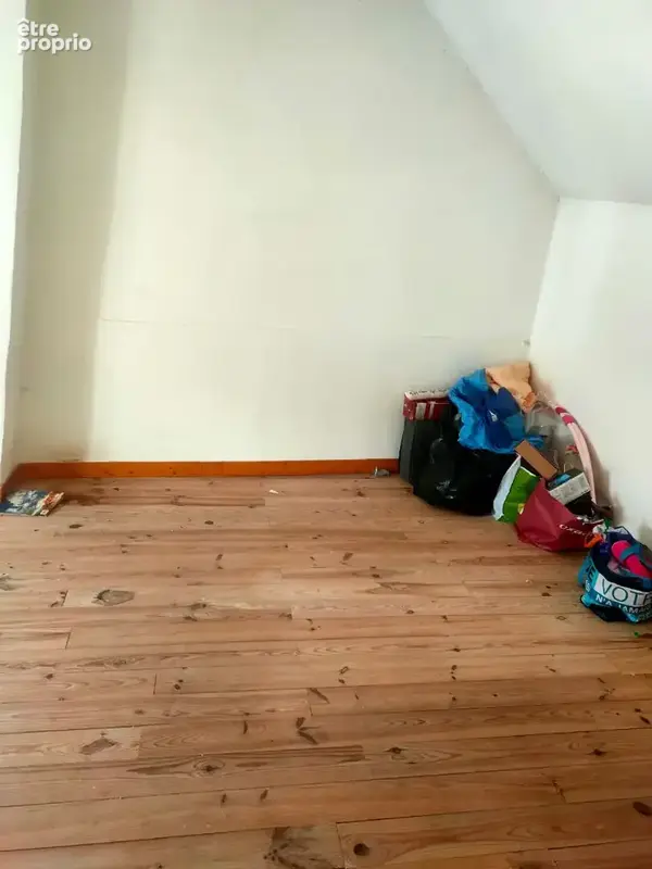 Maison familiale de 129,63 m² - La Ville-aux-Dames proche gare école commerces - photo 10