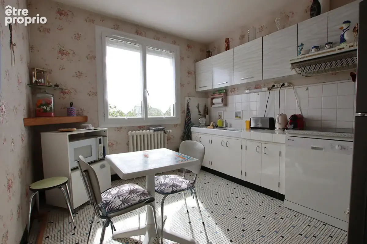 Niort, Maison sur sous-sol, 4 chambres. - photo 9