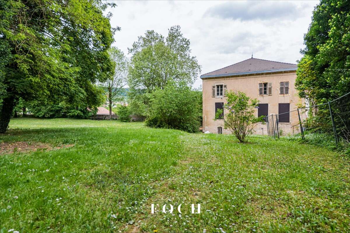 Appartement à PAGNY-SUR-MOSELLE