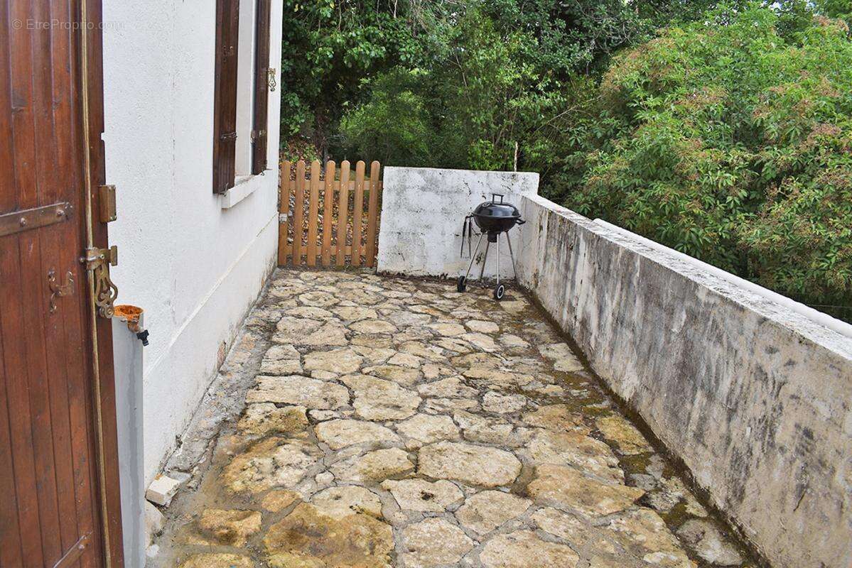 Maison à MONTIGNAC