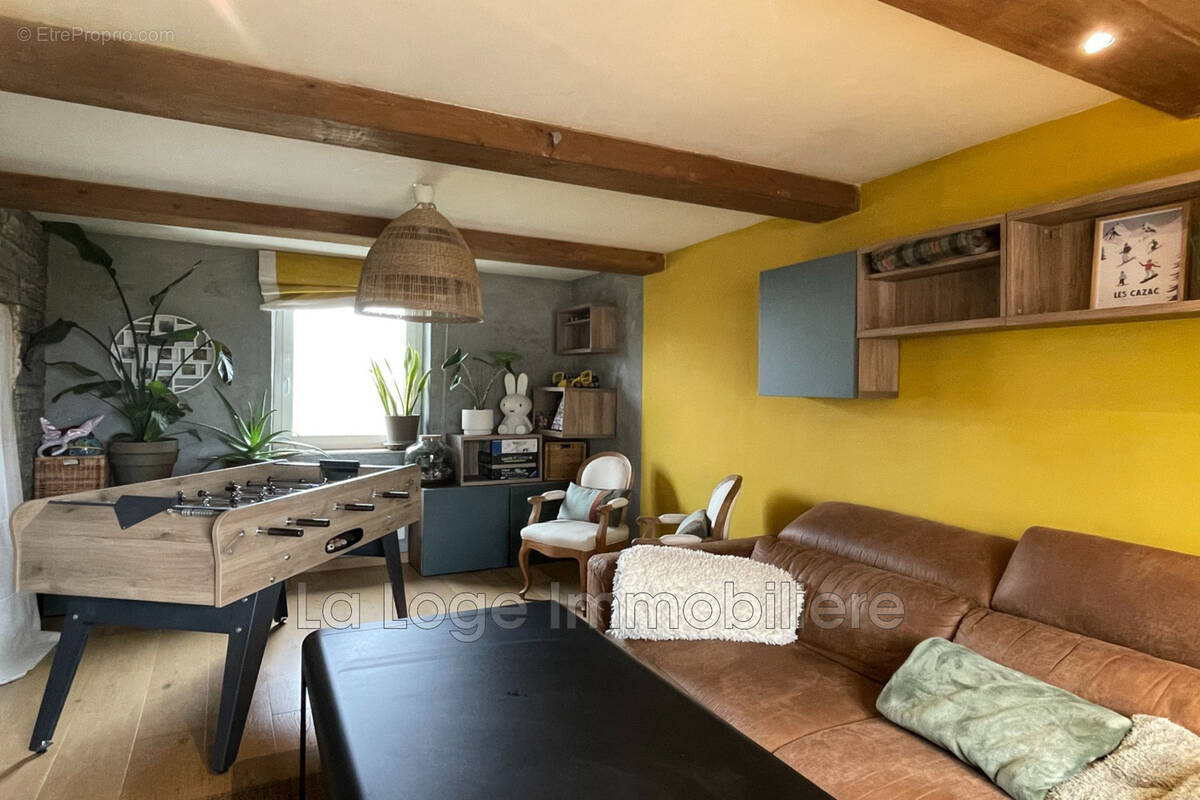 Maison à BELLAFFAIRE