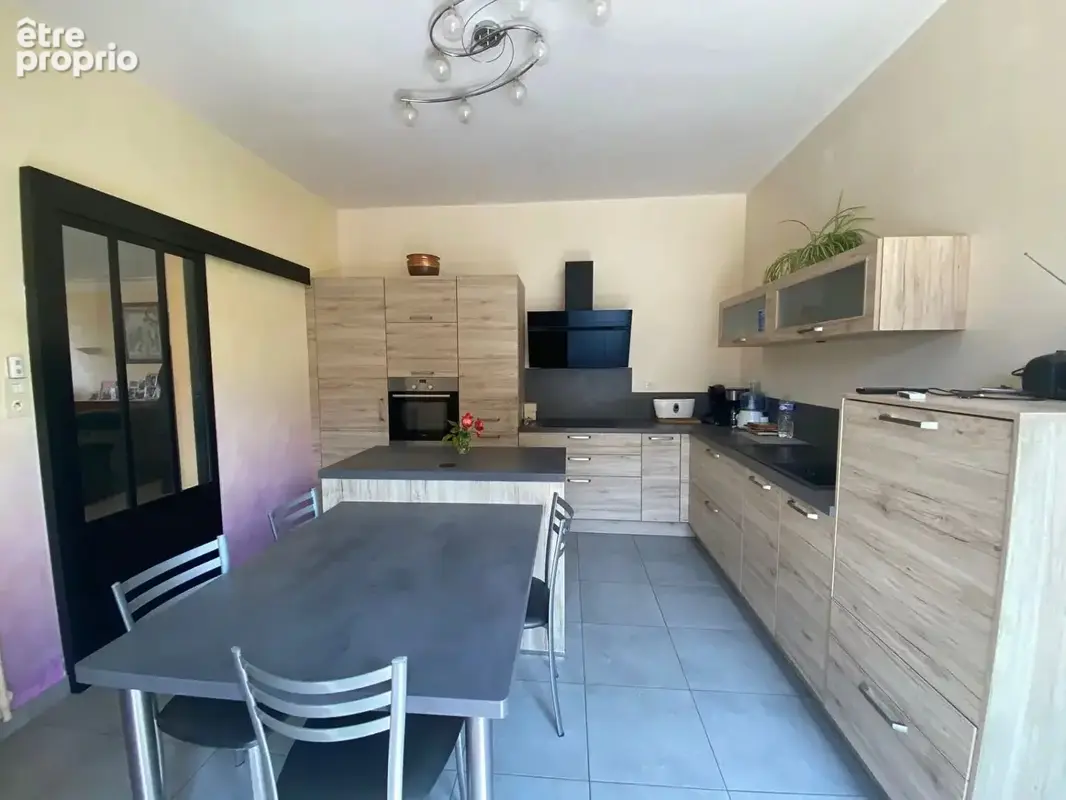 Maison Vitre 6 pièce(s) 200 m2 - photo 3
