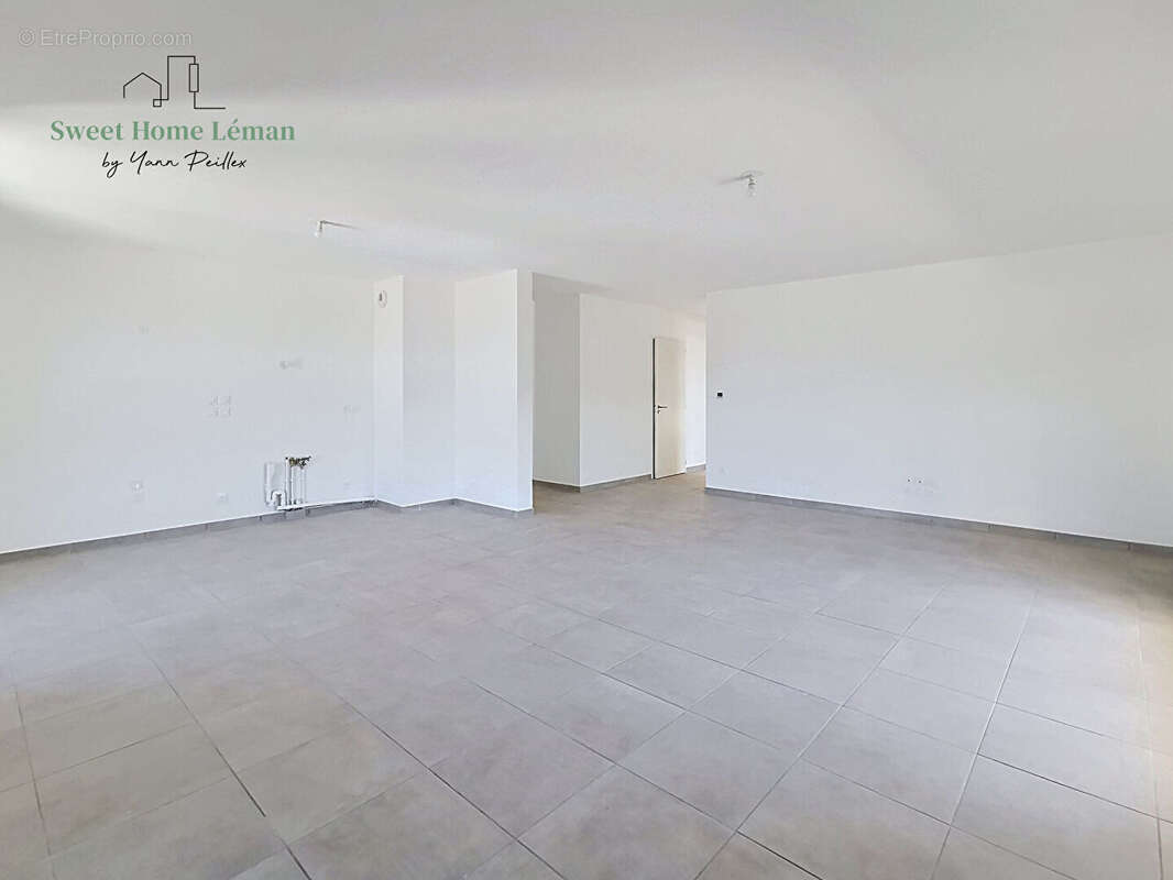 Appartement à SCIEZ