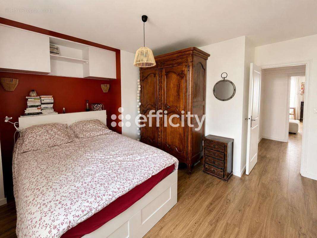 Appartement à VERSAILLES