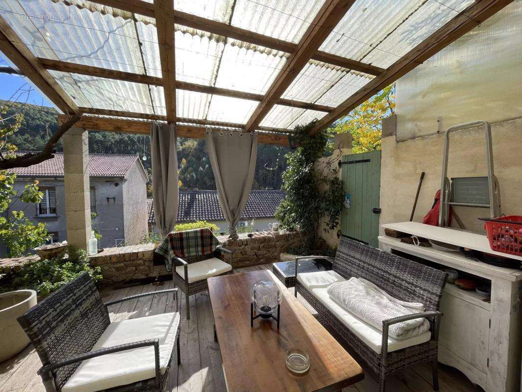 Maison à ROBIAC-ROCHESSADOULE