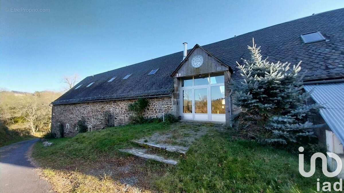 Maison 613 m² à Landogne  - photo 4