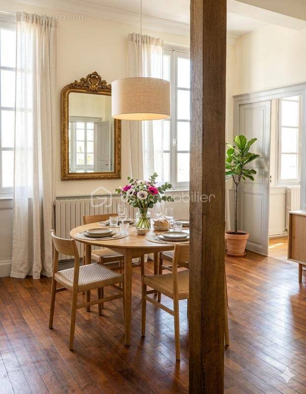 Appartement à VILLEFRANCHE-DE-ROUERGUE